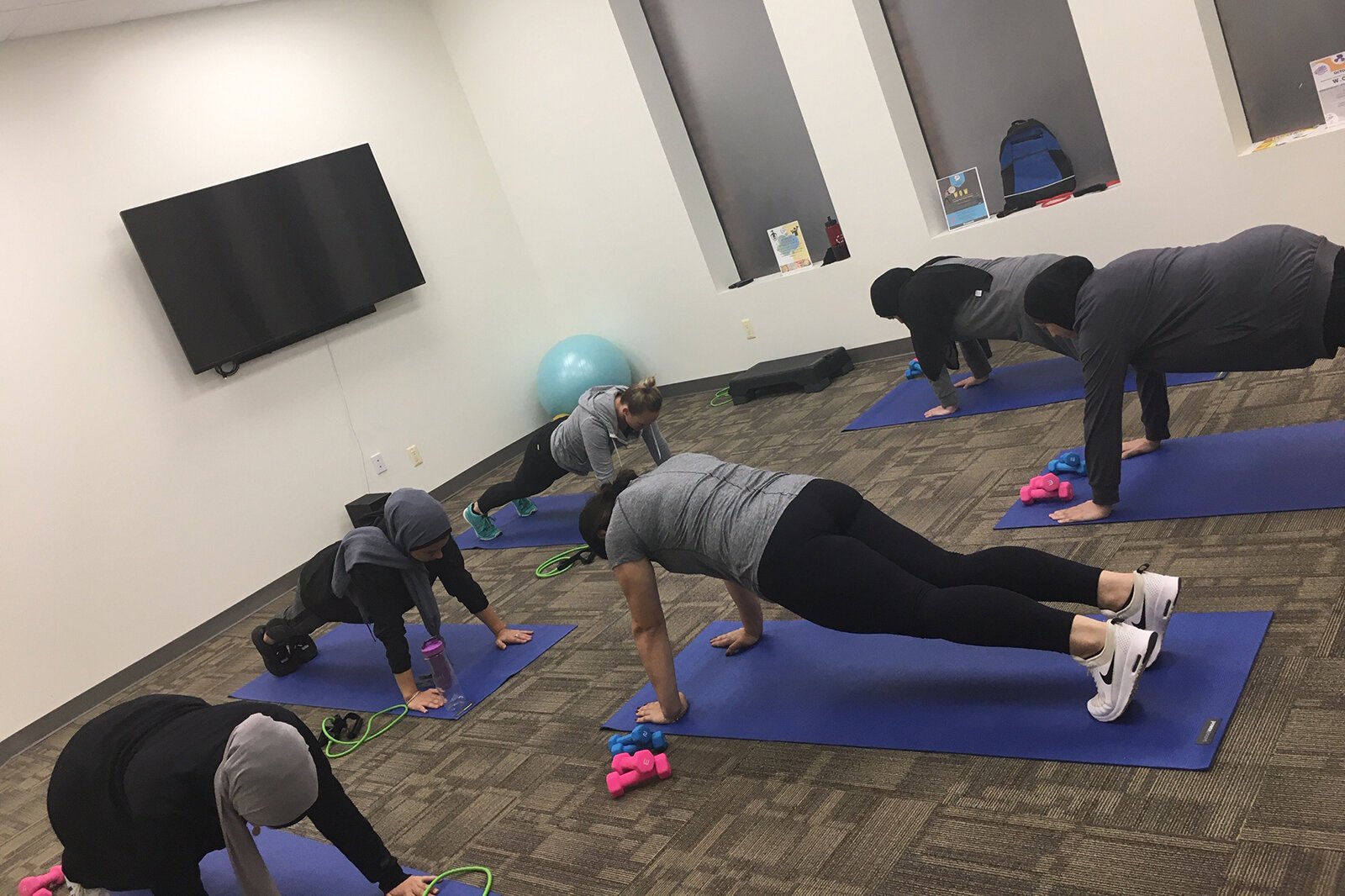 Women at a WOW class offered by LAHC.