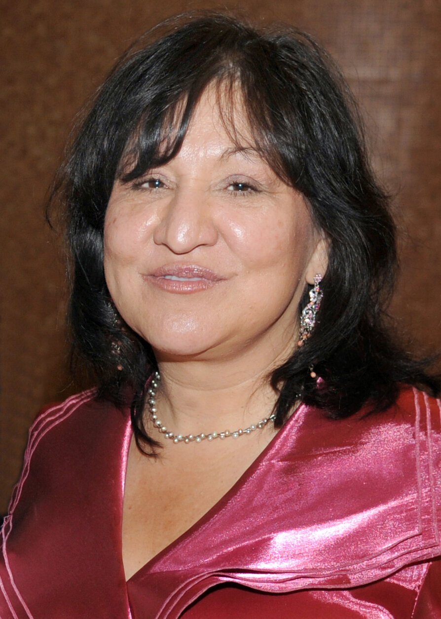 Angela Reyes