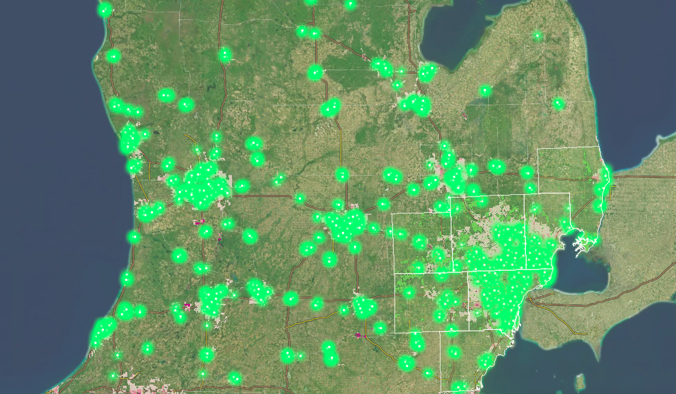 ParkServe's map of optimal park locations in southern Michigan. Optimal park sites are highlighted in green.