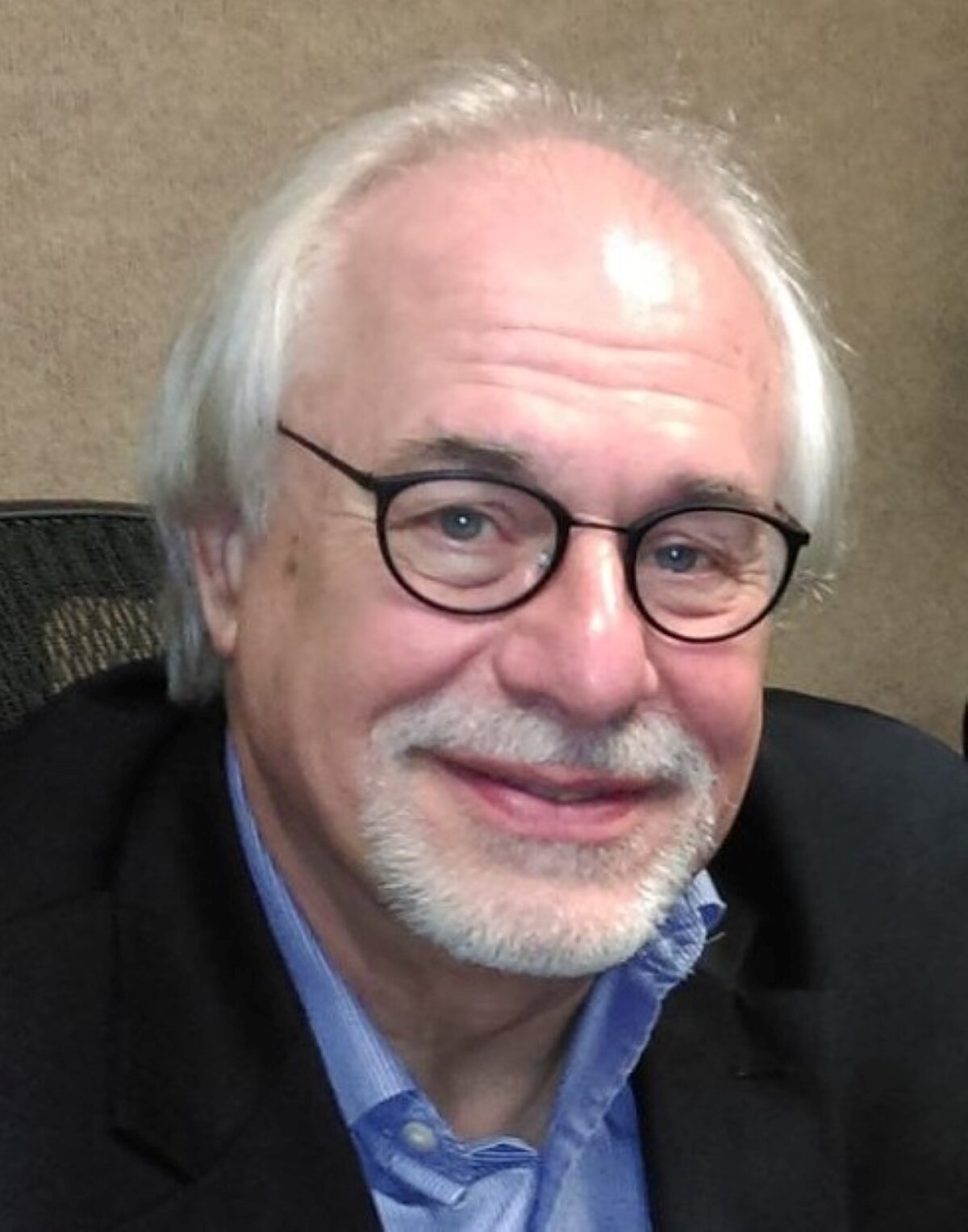 Lyle Muller.