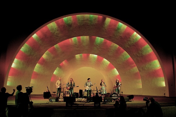Levitt Shell