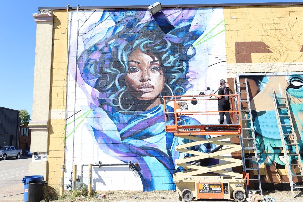Artist Devona Stimpson for Paint Memphis 2023.