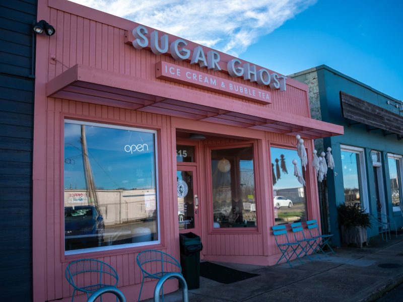 Sugar Ghost ice cream shop and Falling Into Place gift shop on Broad Avenue. (Sarah Rushakoff)