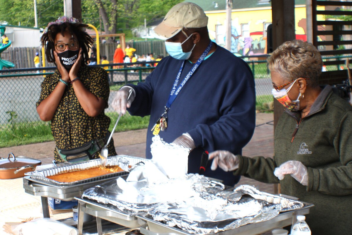 Left to right: Cydni Moonflower, Talbert Fleming, and Vivian Walker. (Cole Bradley)