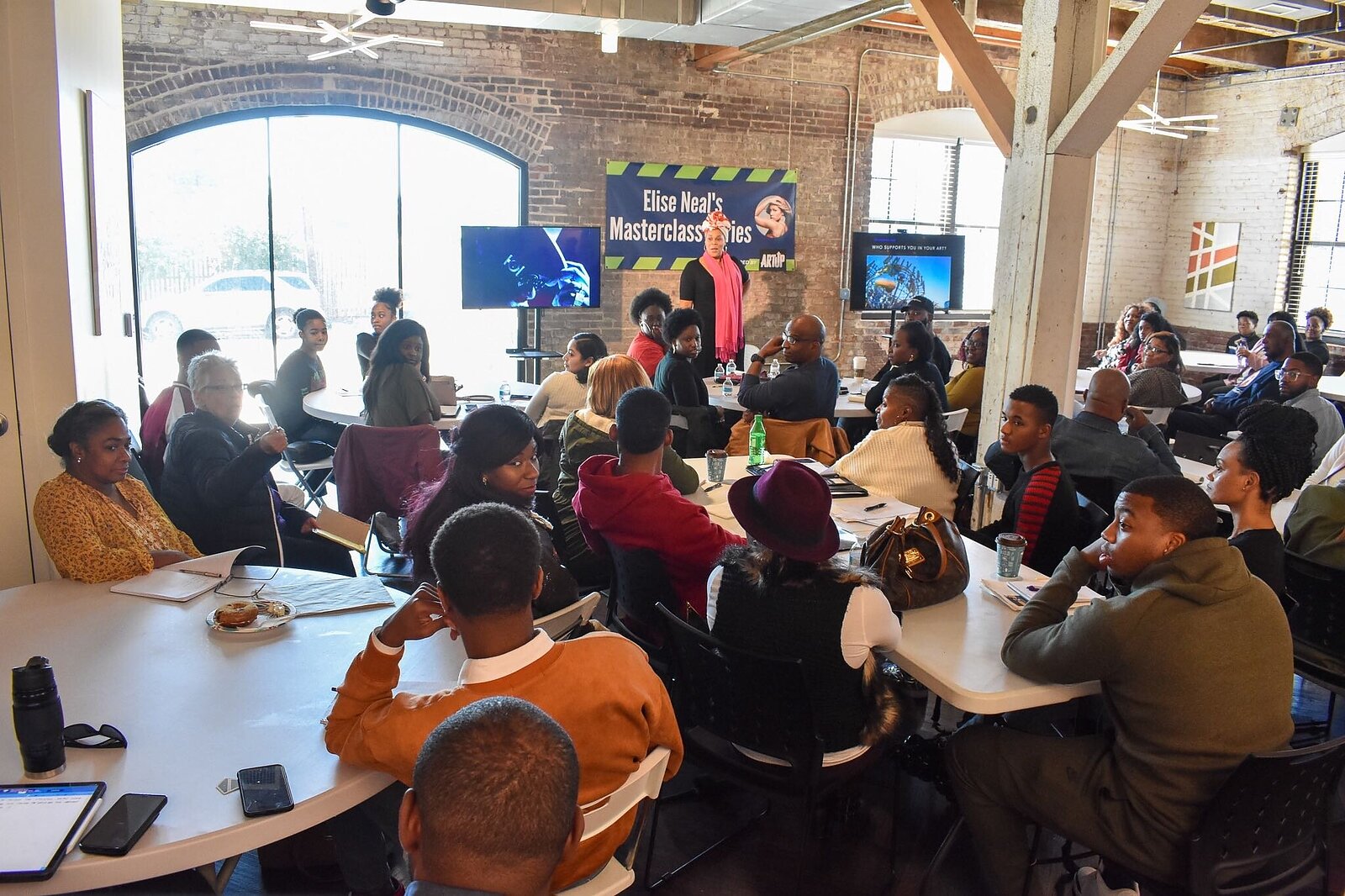 Los Angeles casting director Twinkie Byrd gives a lecture for Elise Neal's Masterclass Series. ArtUp is helping Neal incubate her business, which hosts the series. The series teaches aspiring performance artists how to break into the industry of their choice. (Jazz Johnson)