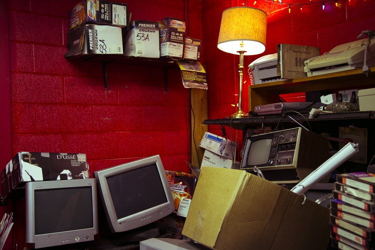 Piles of old technology at Summer Outlet thrift store, 3466 Summer Avenue. (Natalie Eddings)