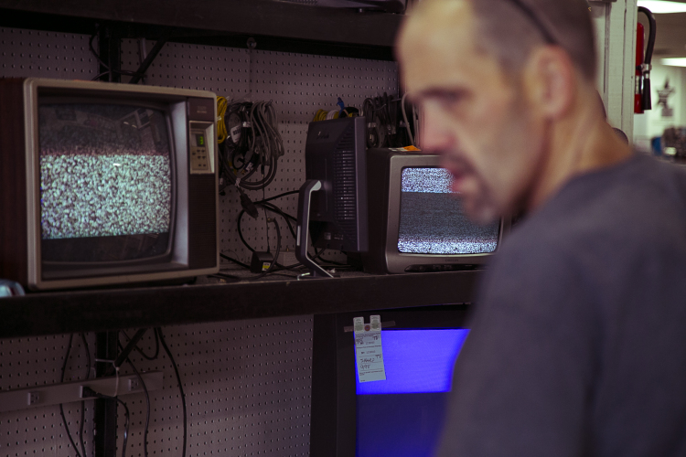 Old television sets at the Mid-South Outlet thrift store, 3432 Summer Avenue. (Natalie Eddings)