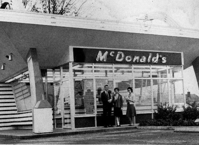 Memphis' first McDonald's, featured here circa 1963, opened in 1958 and was located at 4287 Summer Avenue. (Memphis Landmarks)