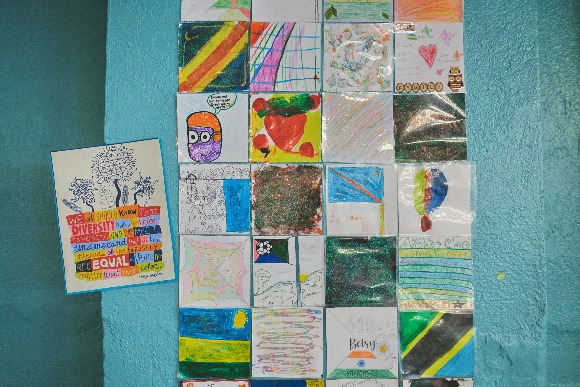 Identity maps drawn by children in the Refugee Empowerment Program after-school class are a self-exploration exercise. (Averell Mondie)