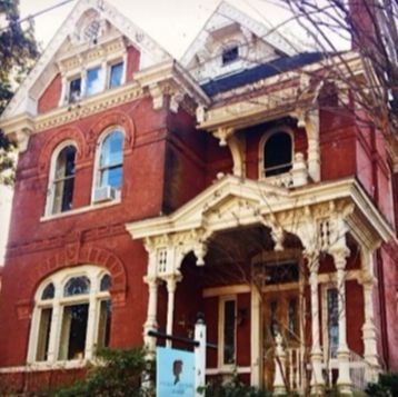 Mollie Fontaine Taylor House, built in 1880s.